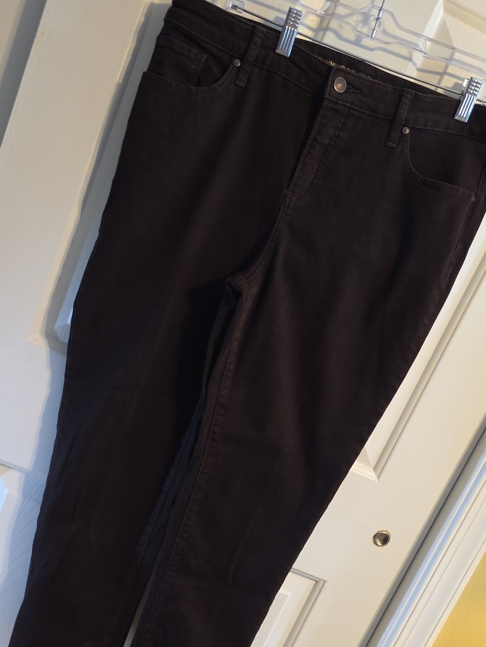 Chico's So Slimming Girlfriend Slim Ankle  Skinny Jeans in Dark Brown